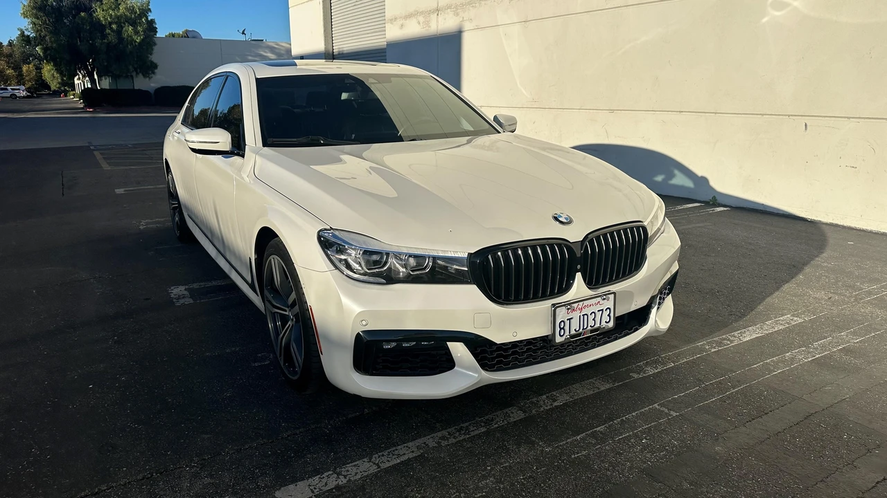 2017 BMW G11/G12 7 Series - Image 27 of 31