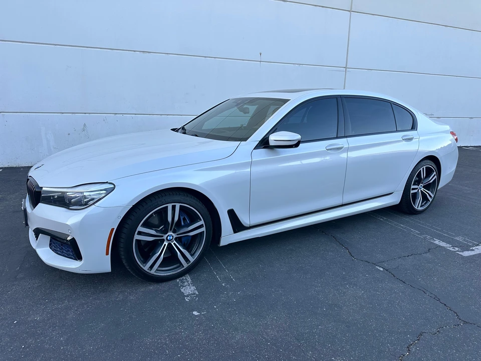 2017 BMW G11/G12 7 Series - Image 10 of 31