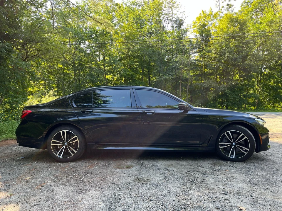 2017 BMW G11/G12 7 Series - Image 10 of 31
