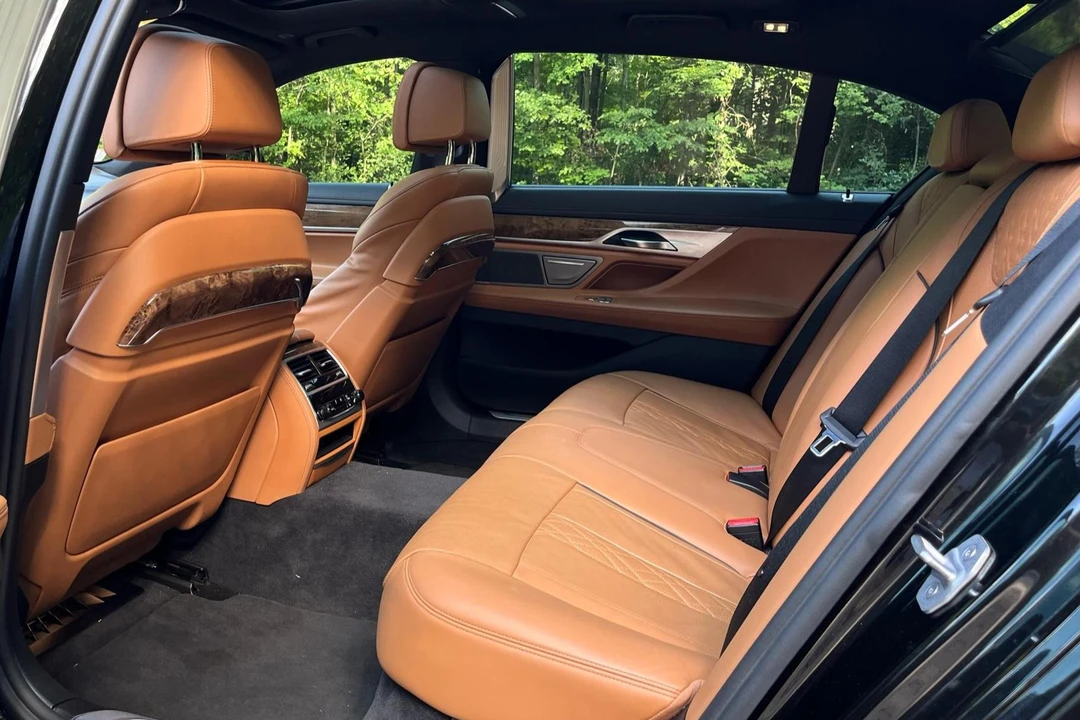 2017 BMW G11/G12 7 Series - Image 30 of 31
