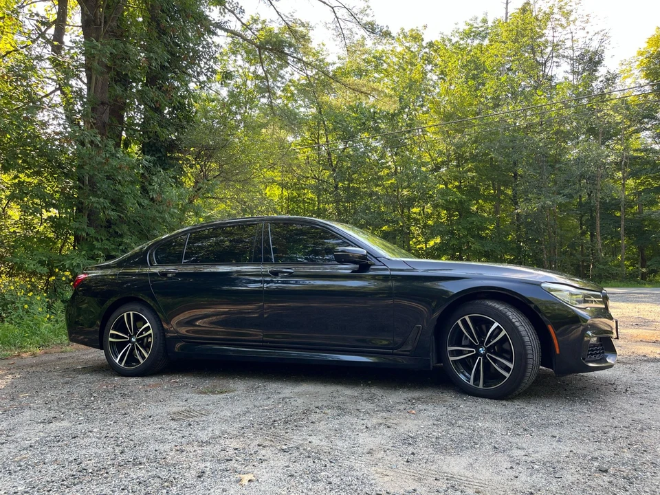 2017 BMW G11/G12 7 Series - Image 11 of 31