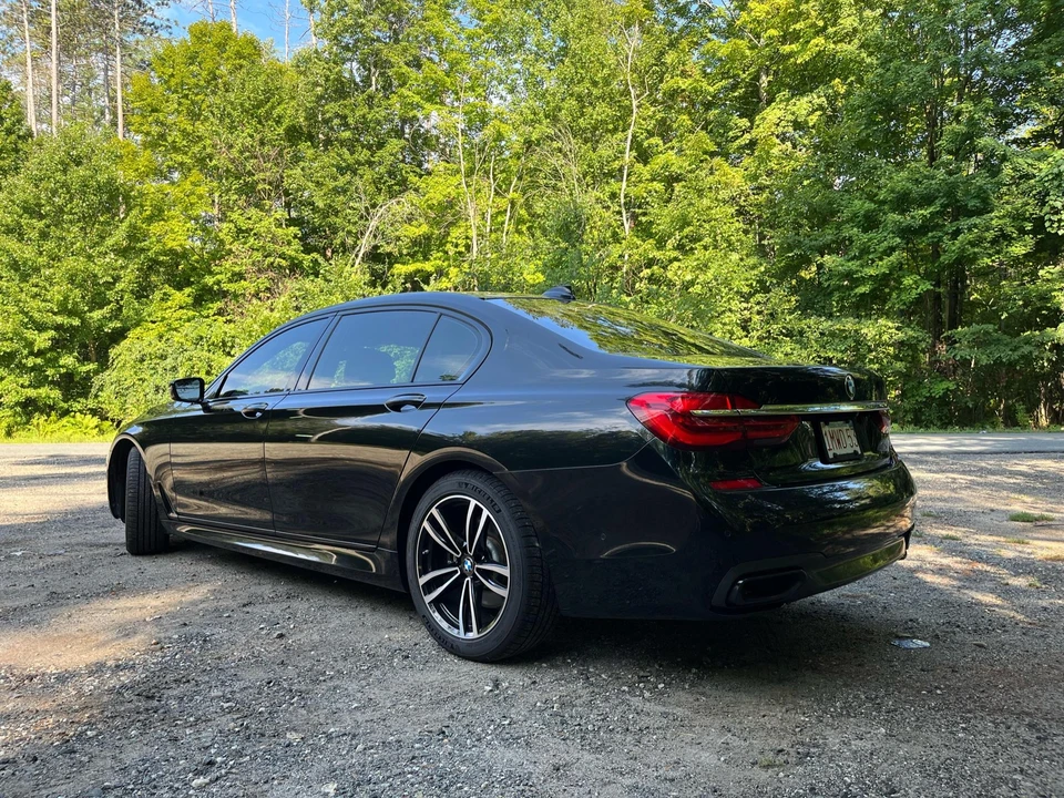 2017 BMW G11/G12 7 Series - Image 8 of 31