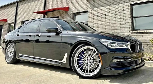 2017 BMW 750i