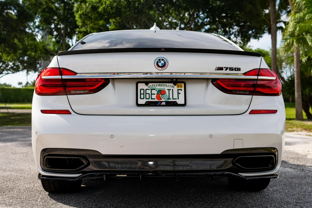 2017 BMW G11/G12 750i & M760i Sedan - Image 5 of 31