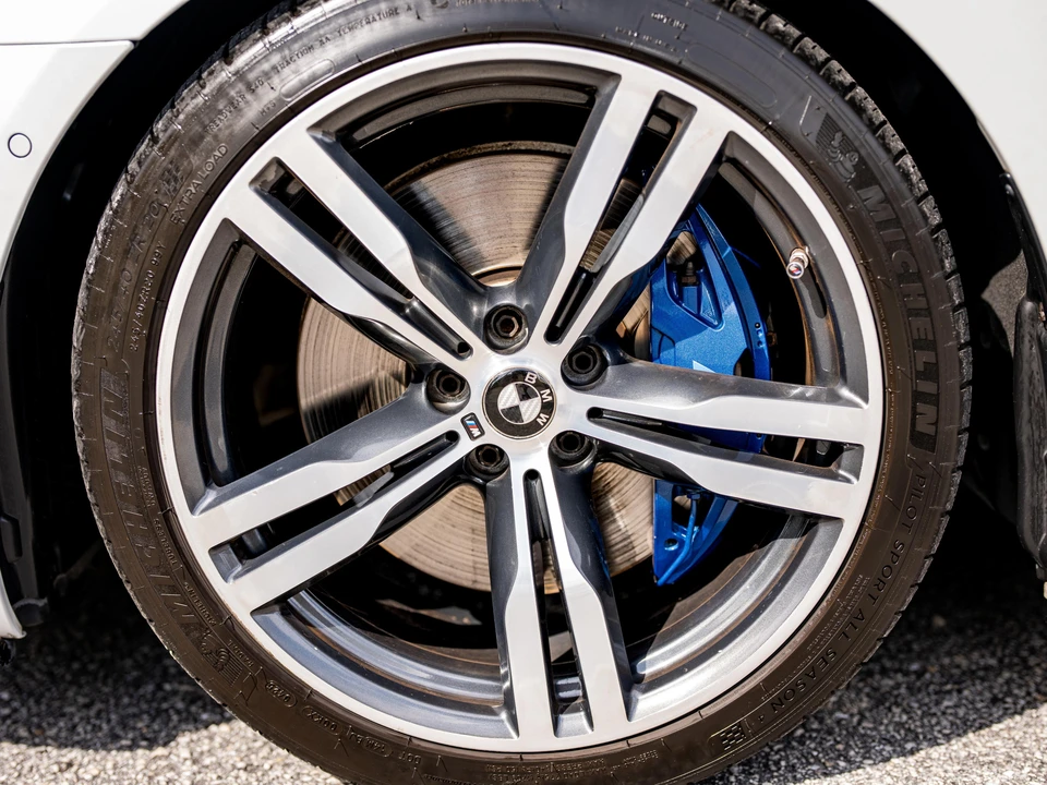 2017 BMW G11/G12 750i & M760i Sedan - Image 30 of 31