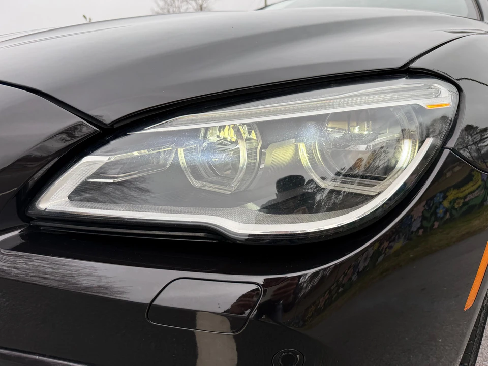 2017 BMW Alpina B6 - Image 11 of 31
