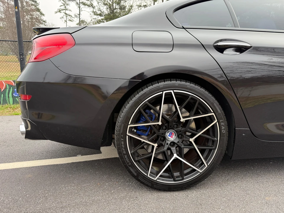 2017 BMW Alpina B6 - Image 24 of 31