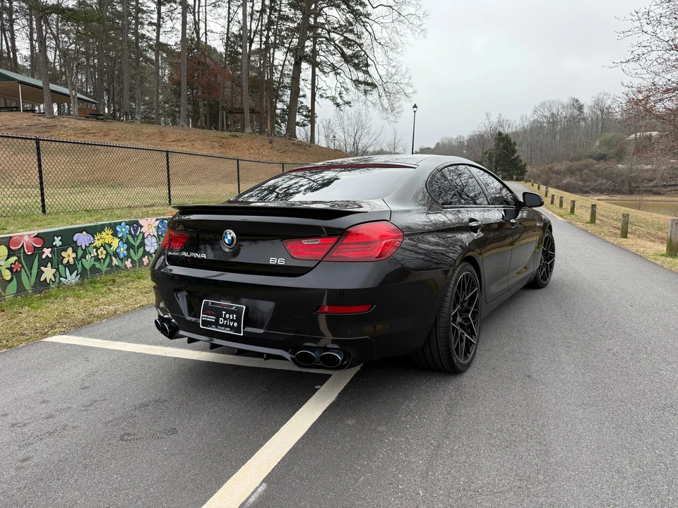 2017 BMW Alpina B6 - Image 7 of 31