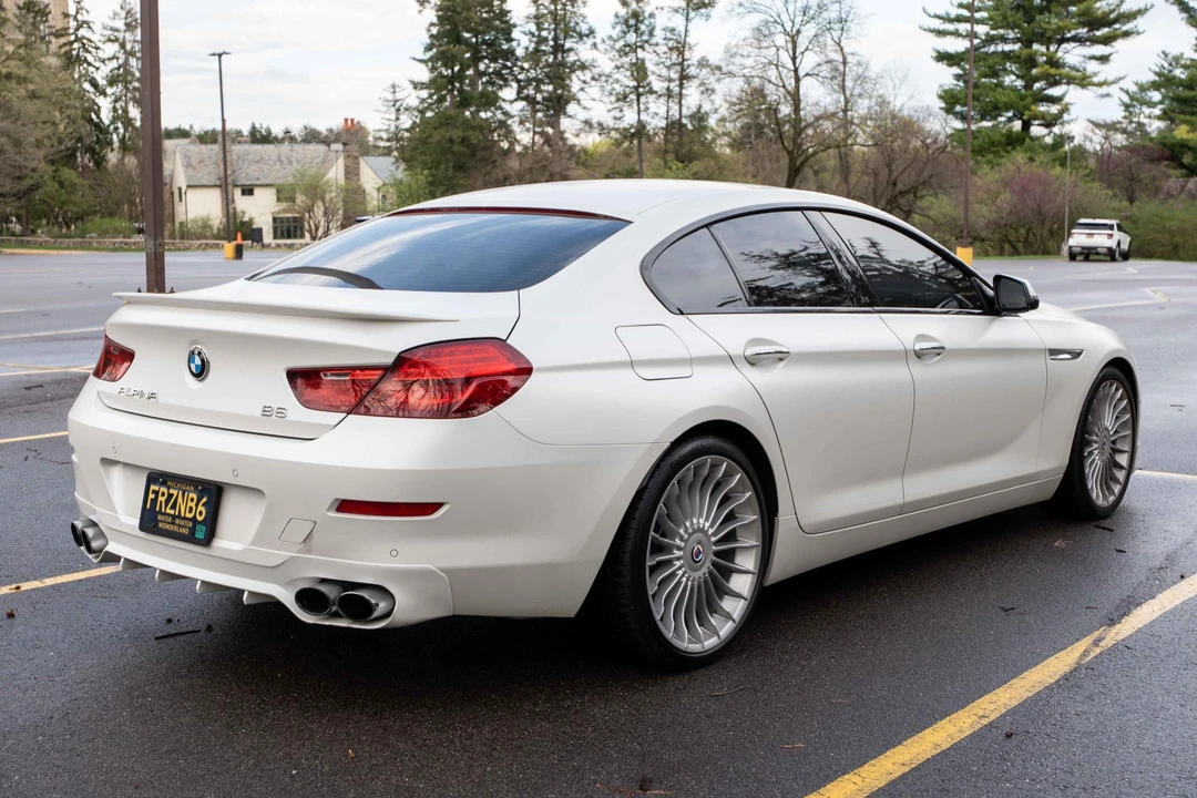 2017 BMW Alpina B6 - Image 4 of 31