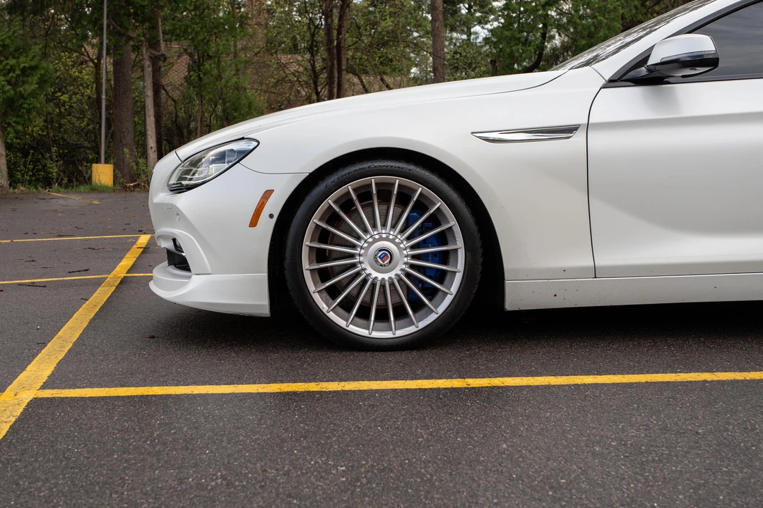 2017 BMW Alpina B6 - Image 11 of 31