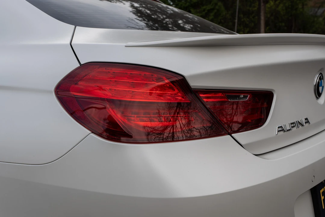 2017 BMW Alpina B6 - Image 15 of 31
