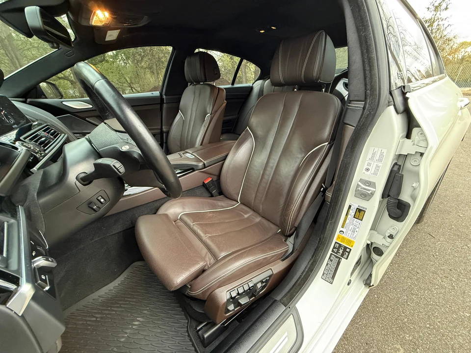 2017 BMW Alpina B6 - Image 25 of 31