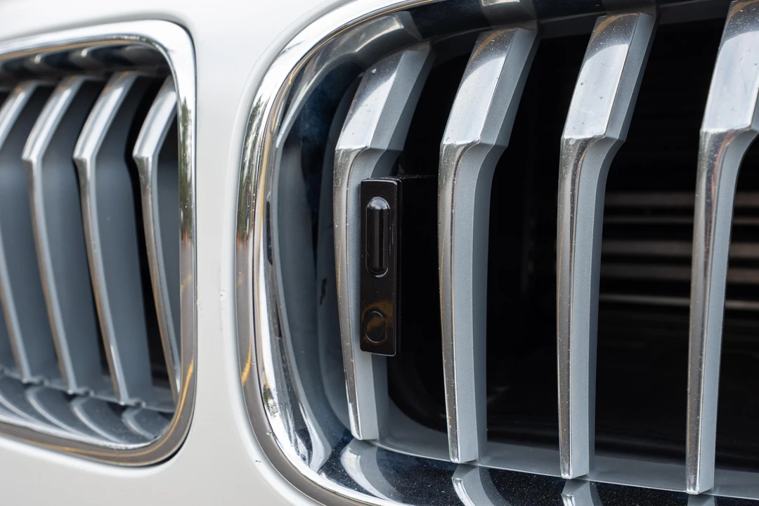 2017 BMW Alpina B6 - Image 9 of 31