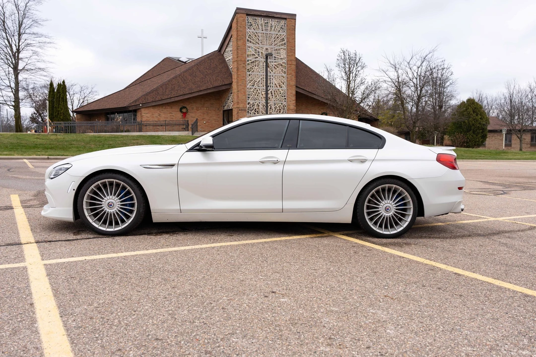 2017 BMW Alpina B6 - Image 6 of 31