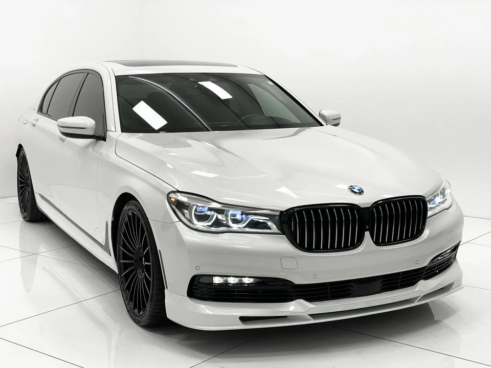 2017 BMW Alpina B7 - Image 11 of 21