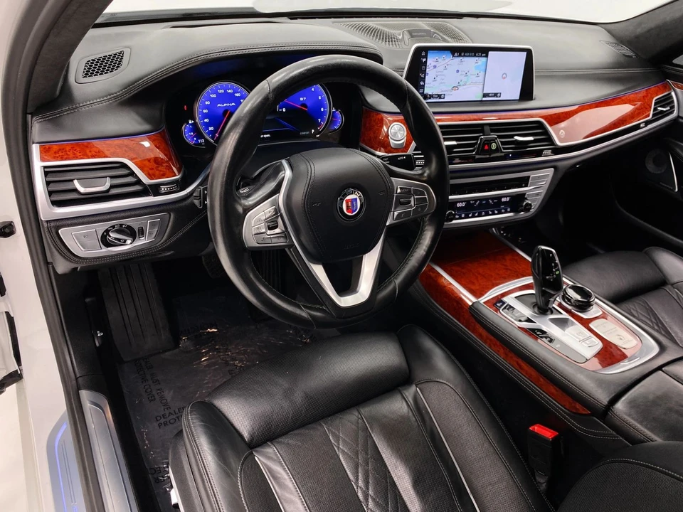 2017 BMW Alpina B7 - Image 18 of 21
