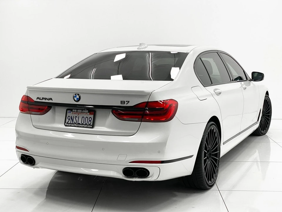 2017 BMW Alpina B7 - Image 6 of 21