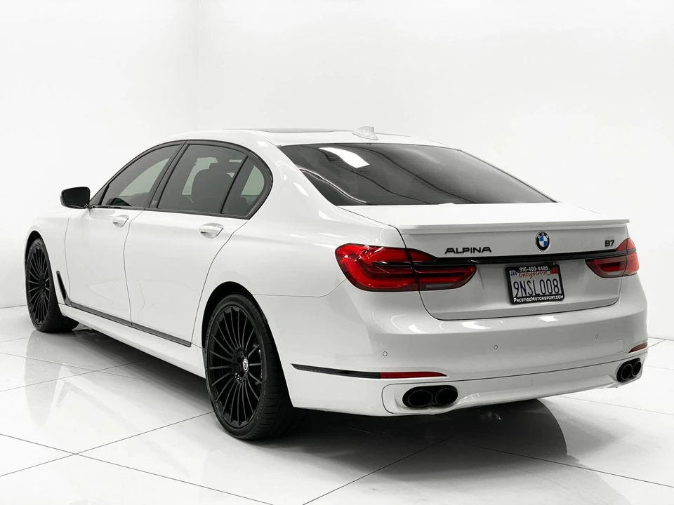 2017 BMW Alpina B7 - Image 8 of 21