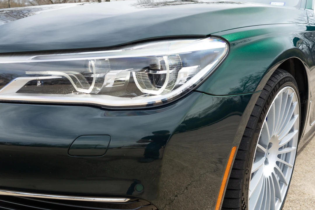 2017 BMW Alpina B7 - Image 14 of 31