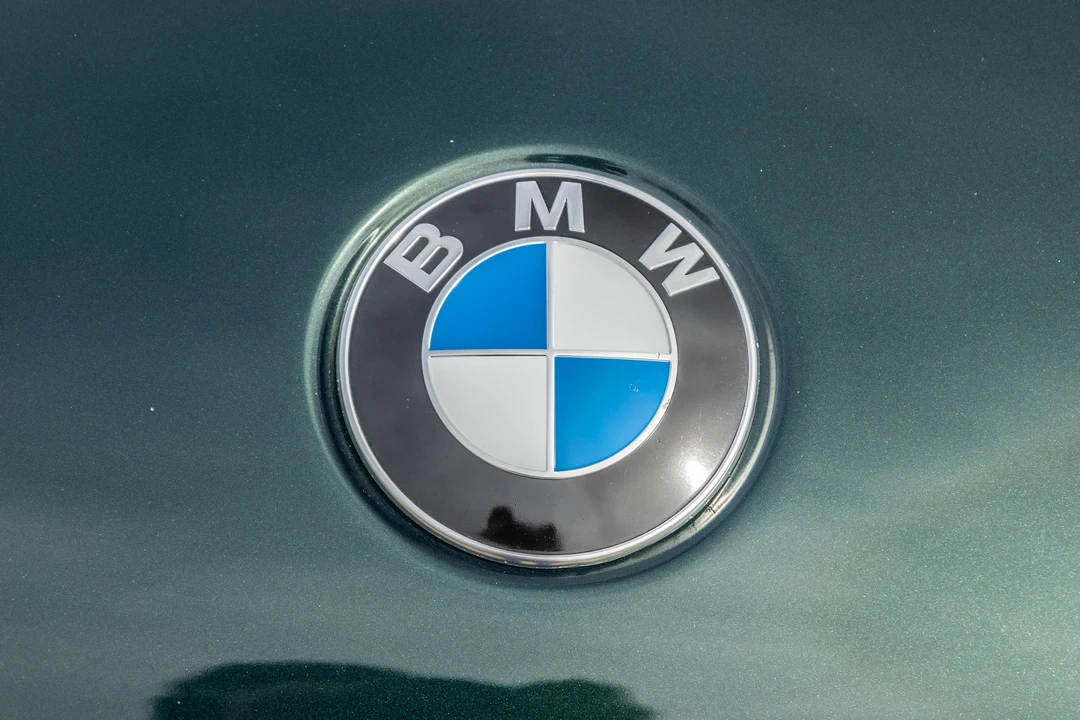 2017 BMW Alpina B7 - Image 12 of 31