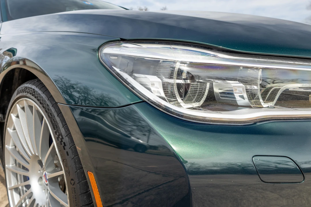 2017 BMW Alpina B7 - Image 9 of 31