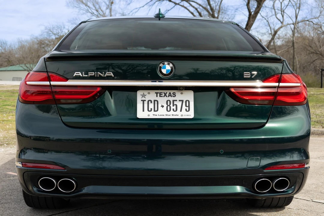 2017 BMW Alpina B7 - Image 5 of 31
