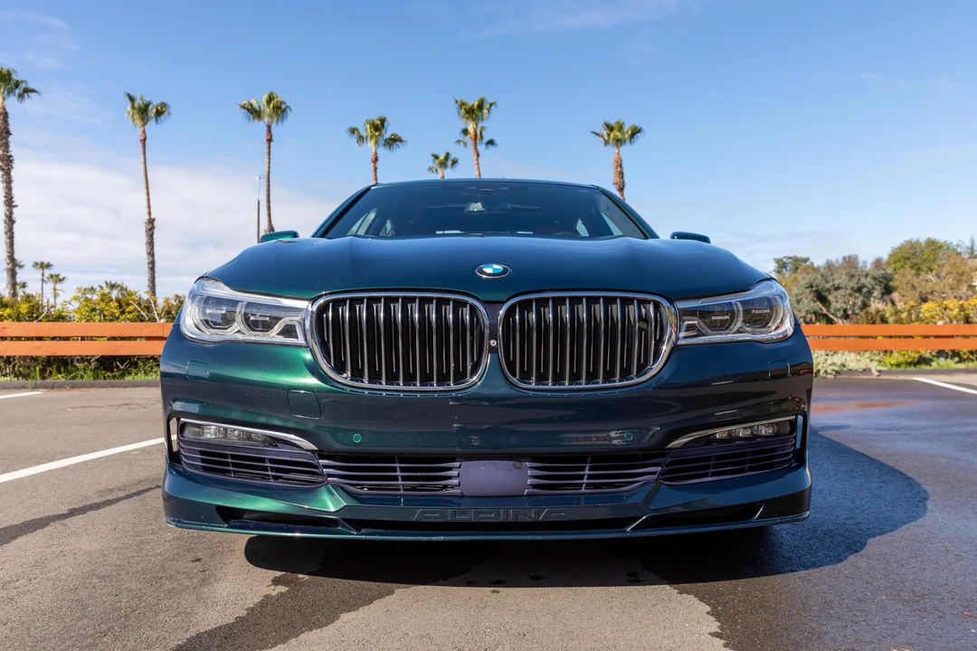 2017 BMW Alpina B7 - Image 6 of 31