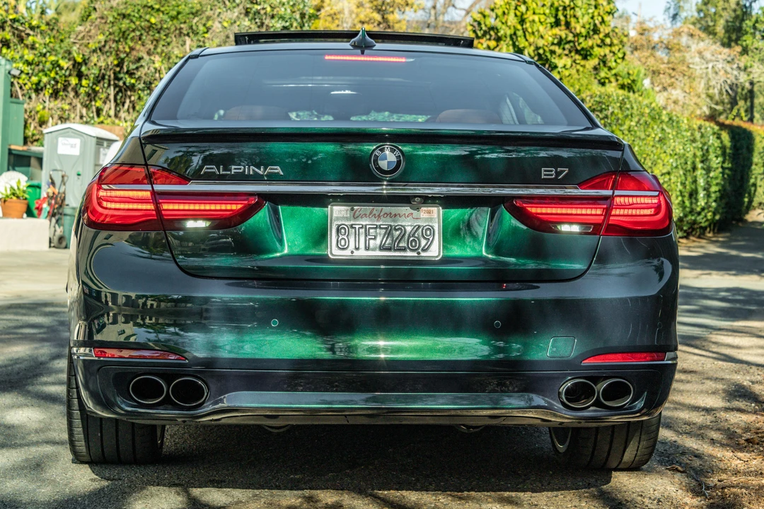 2017 BMW Alpina B7 - Image 17 of 31