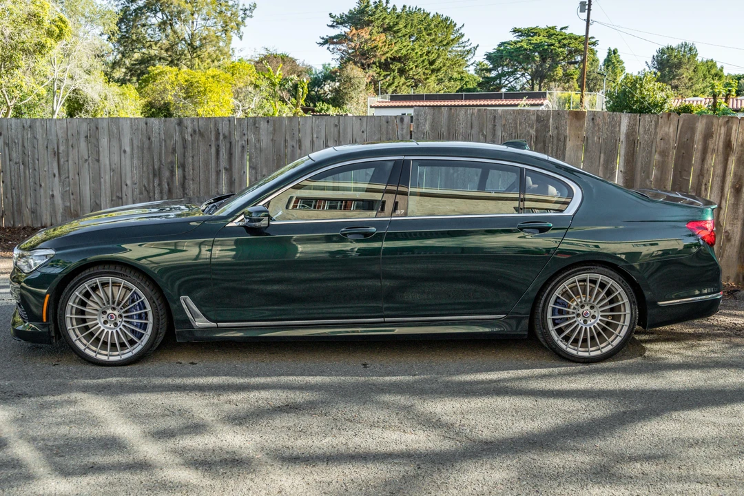 2017 BMW Alpina B7 - Image 13 of 31