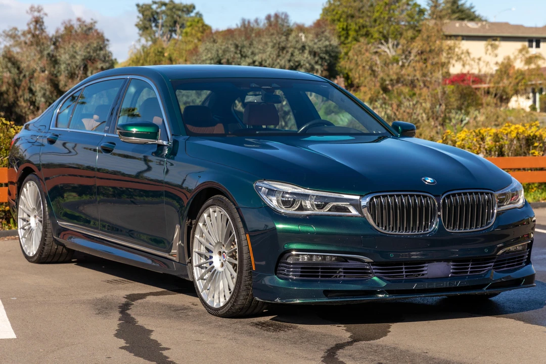 2017 BMW Alpina B7 - Image 23 of 31