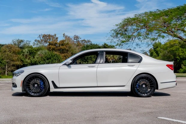 2017 BMW Alpina B7 - Image 3 of 6