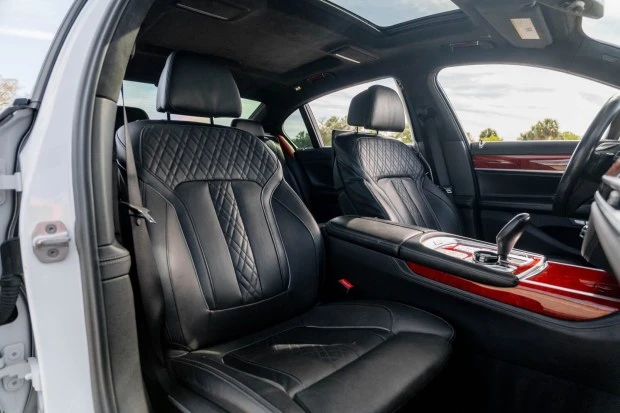 2017 BMW Alpina B7 - Image 4 of 6