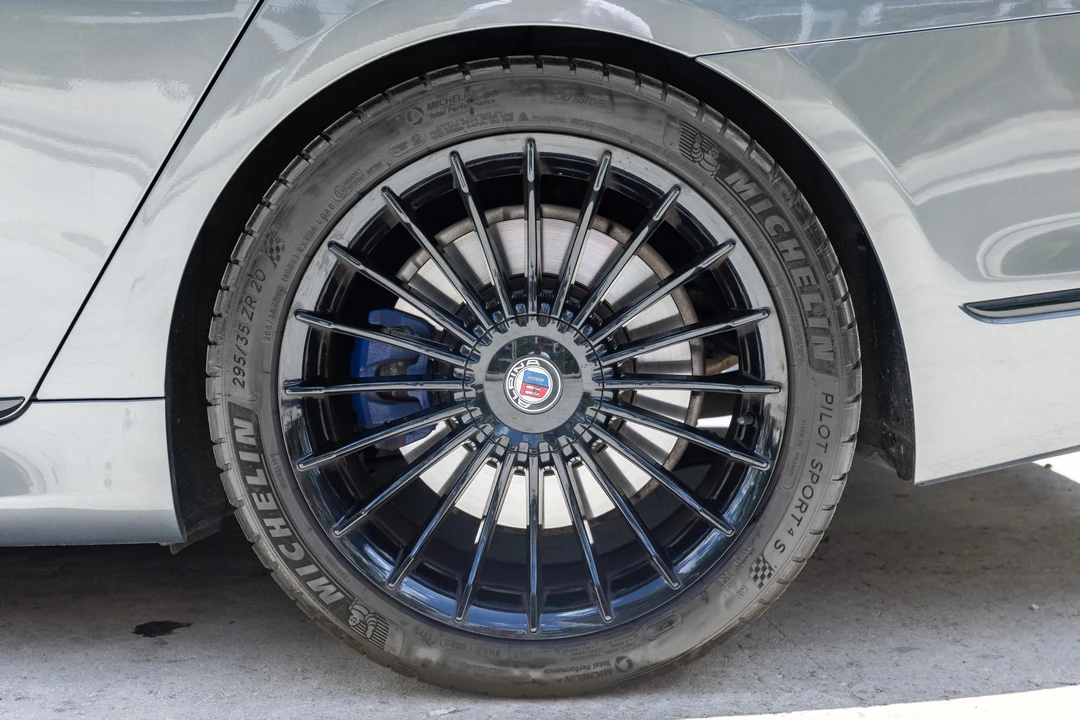 2017 BMW G11/G12 7 Series - Image 31 of 31