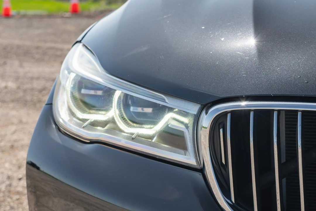 2017 BMW Alpina B7 - Image 9 of 31