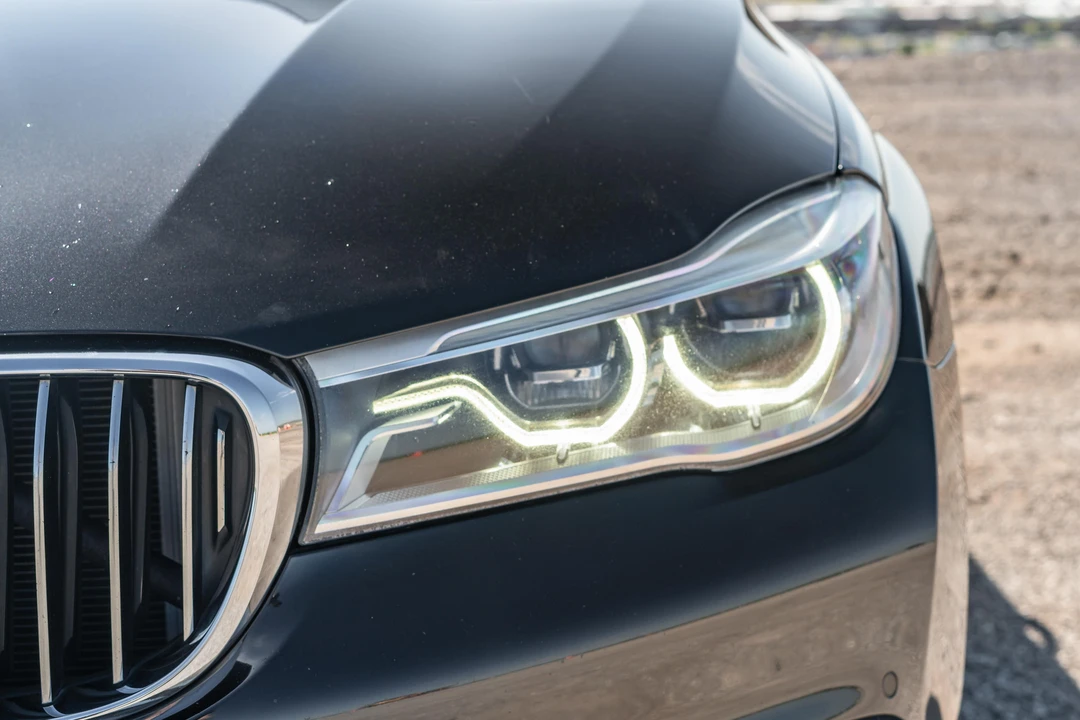 2017 BMW Alpina B7 - Image 12 of 31