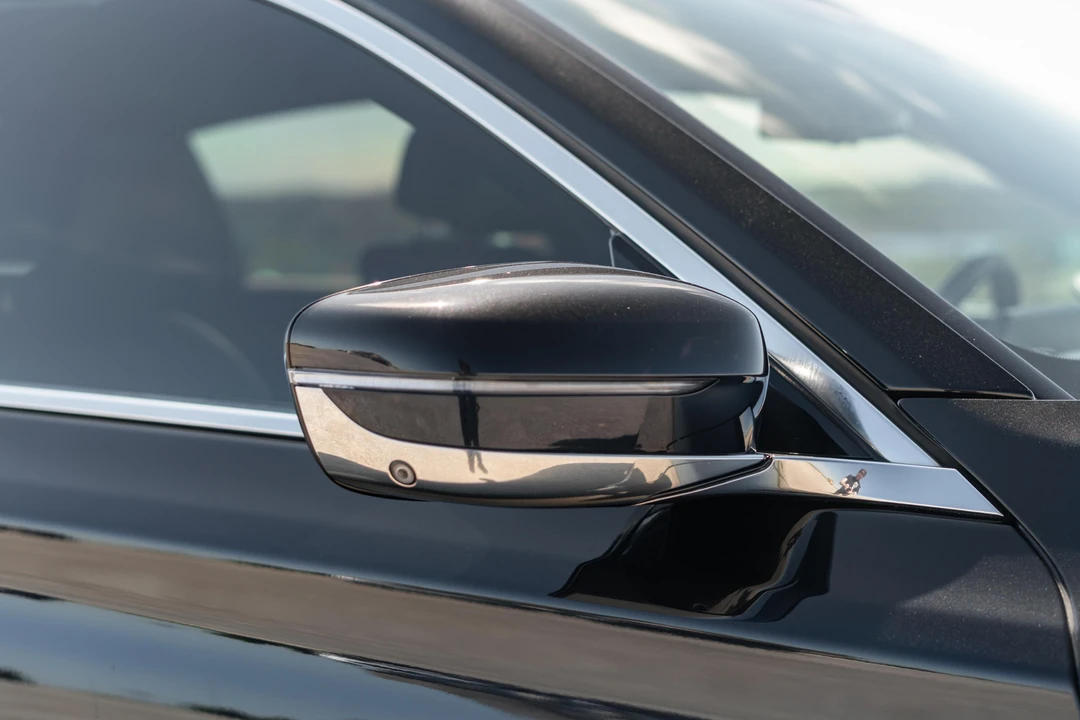 2017 BMW Alpina B7 - Image 30 of 31