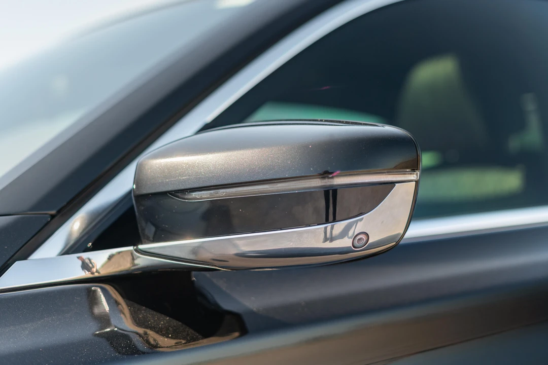 2017 BMW Alpina B7 - Image 13 of 31