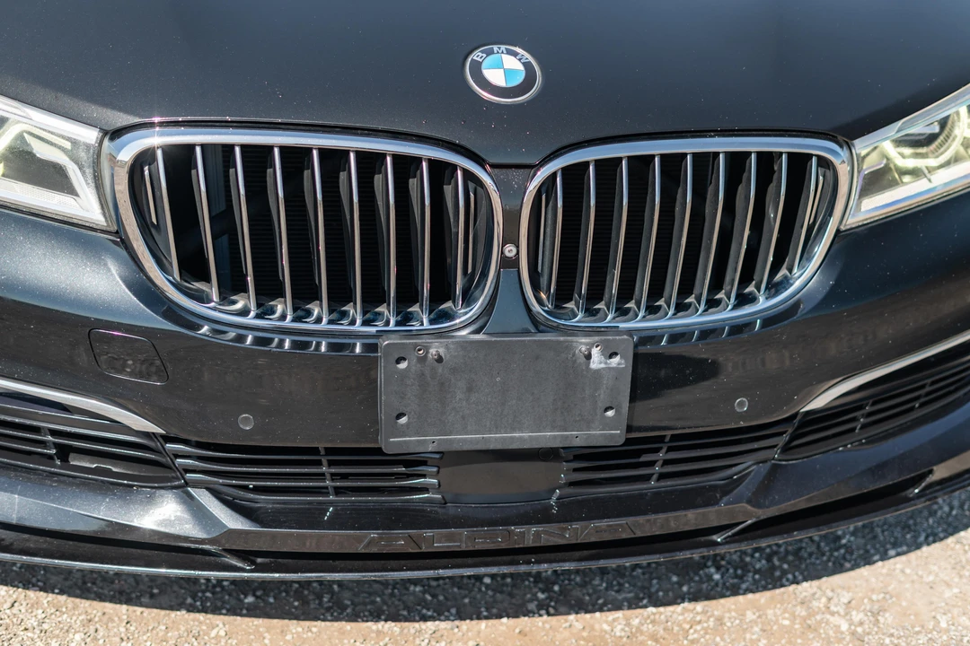 2017 BMW Alpina B7 - Image 10 of 31
