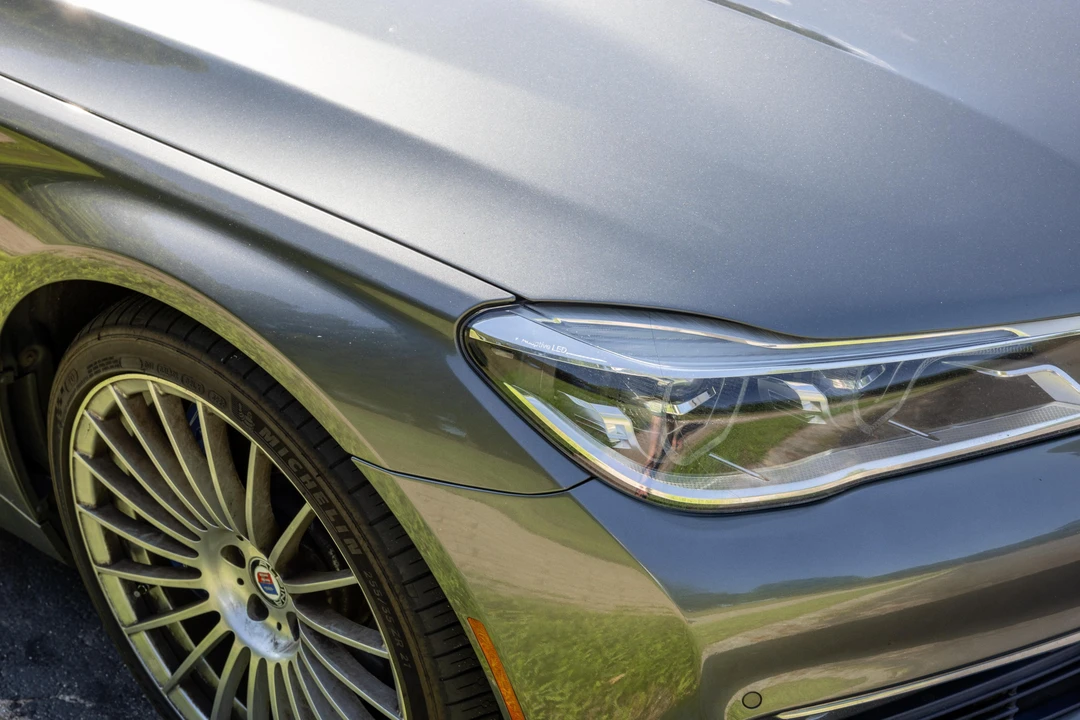 2017 BMW Alpina B7 - Image 24 of 31