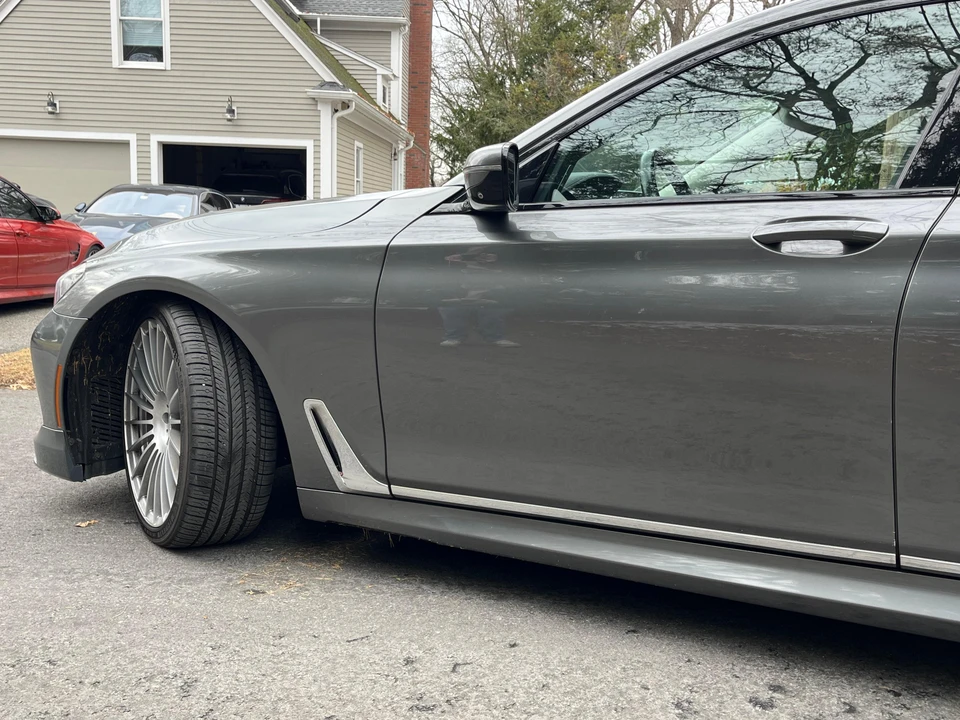 2017 BMW Alpina B7 - Image 23 of 31