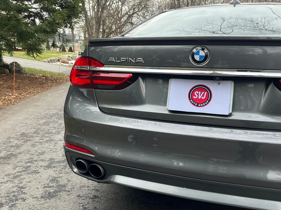 2017 BMW Alpina B7 - Image 30 of 31