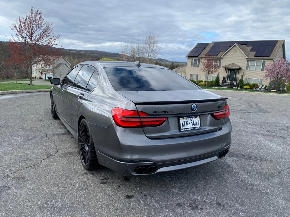 2017 BMW Alpina B7 - Image 12 of 31