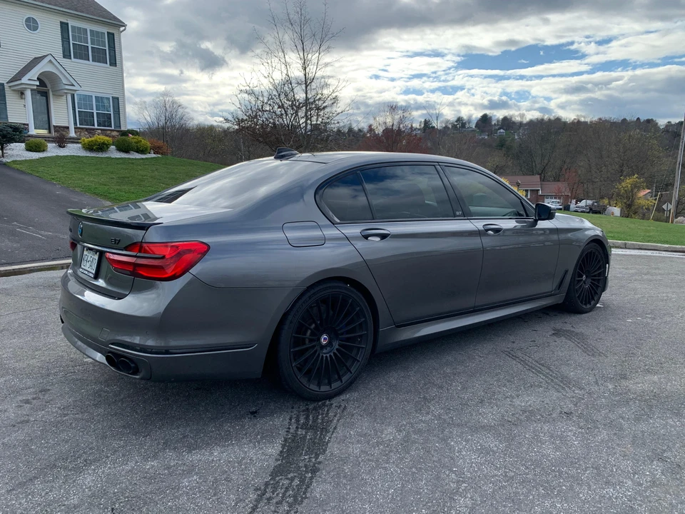 2017 BMW Alpina B7 - Image 16 of 31