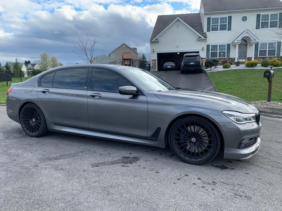 2017 BMW Alpina B7 - Image 19 of 31