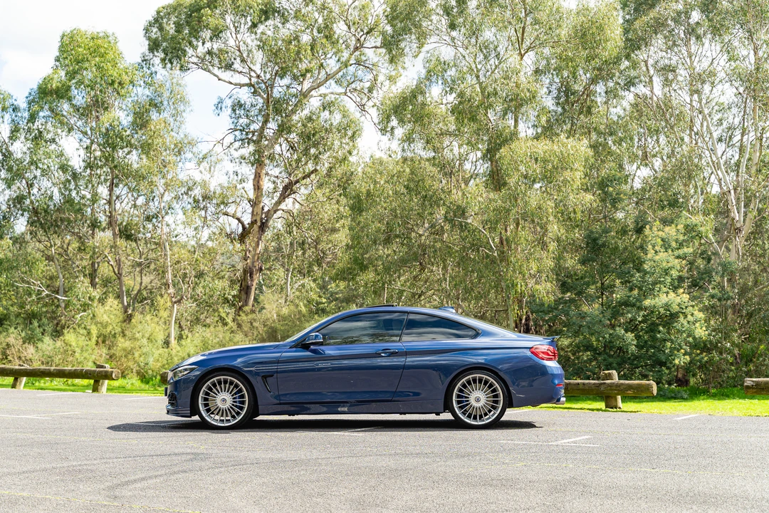 2017 BMW Alpina B4 - Image 28 of 31