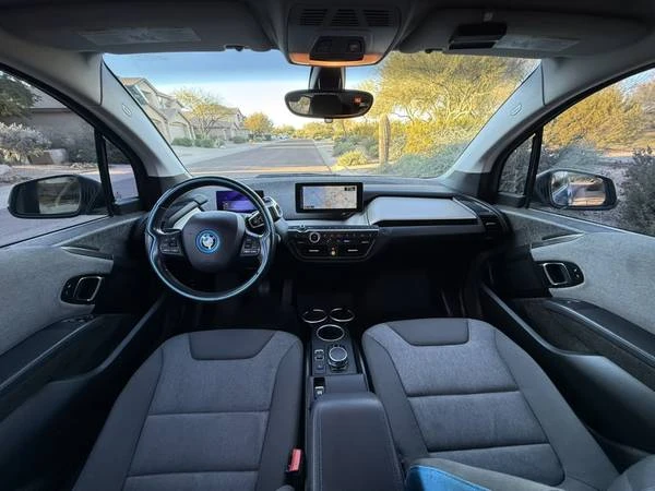 2017 BMW i3 - Image 11 of 21