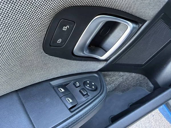 2017 BMW i3 - Image 21 of 21
