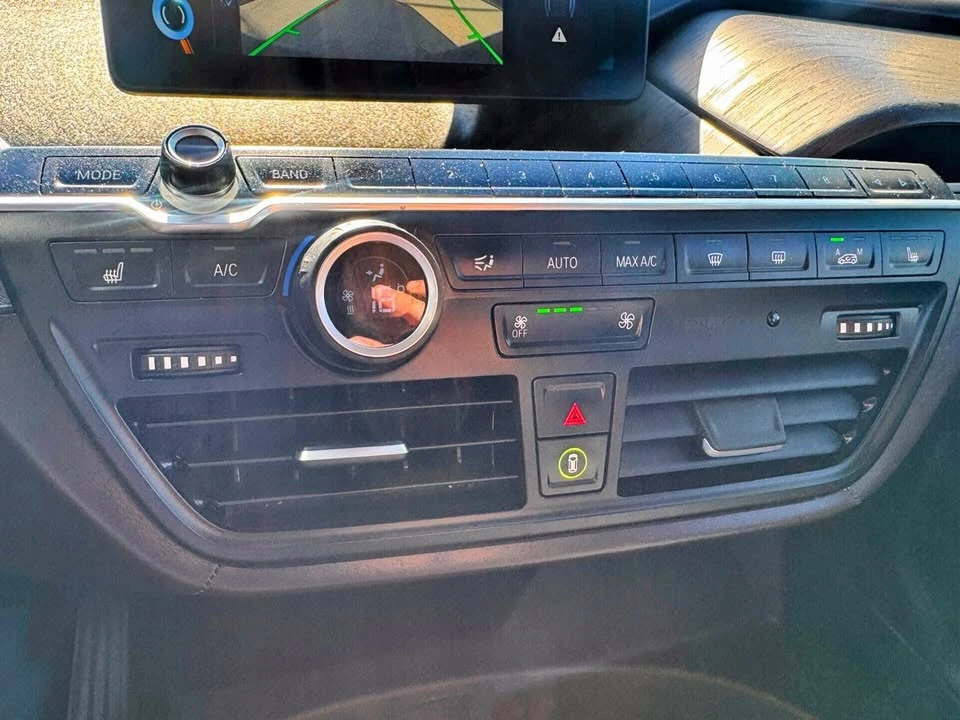 2017 BMW i3 - Image 18 of 20