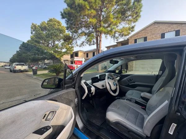 2017 BMW i3 - Image 8 of 15