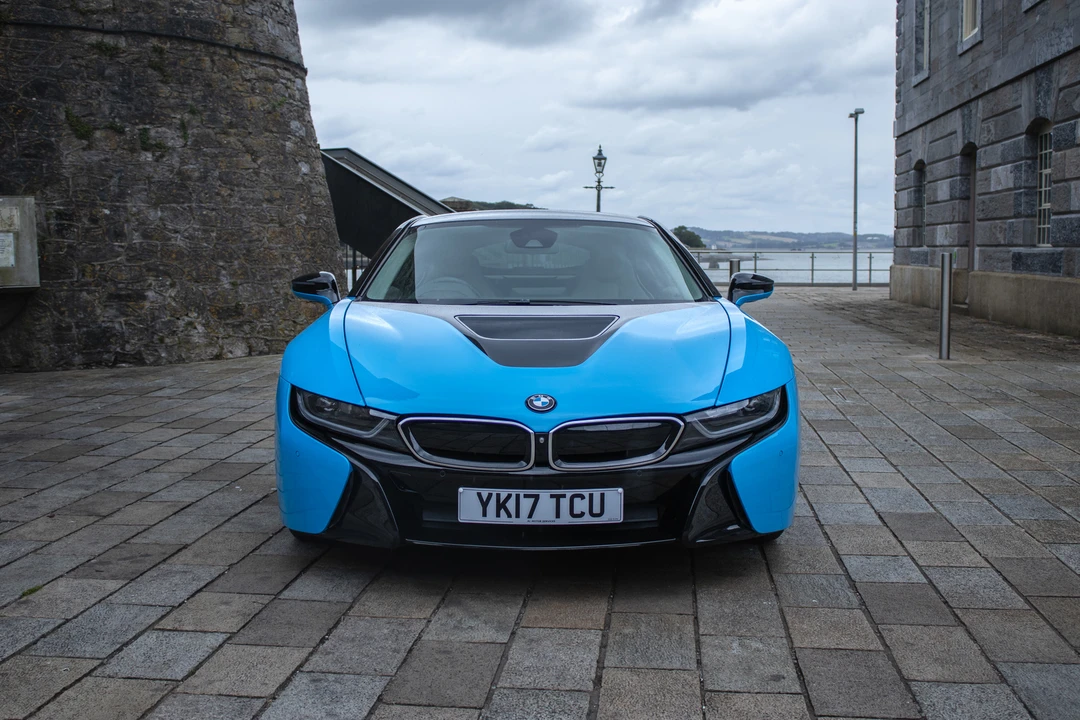 2017 BMW i8 - Image 3 of 31